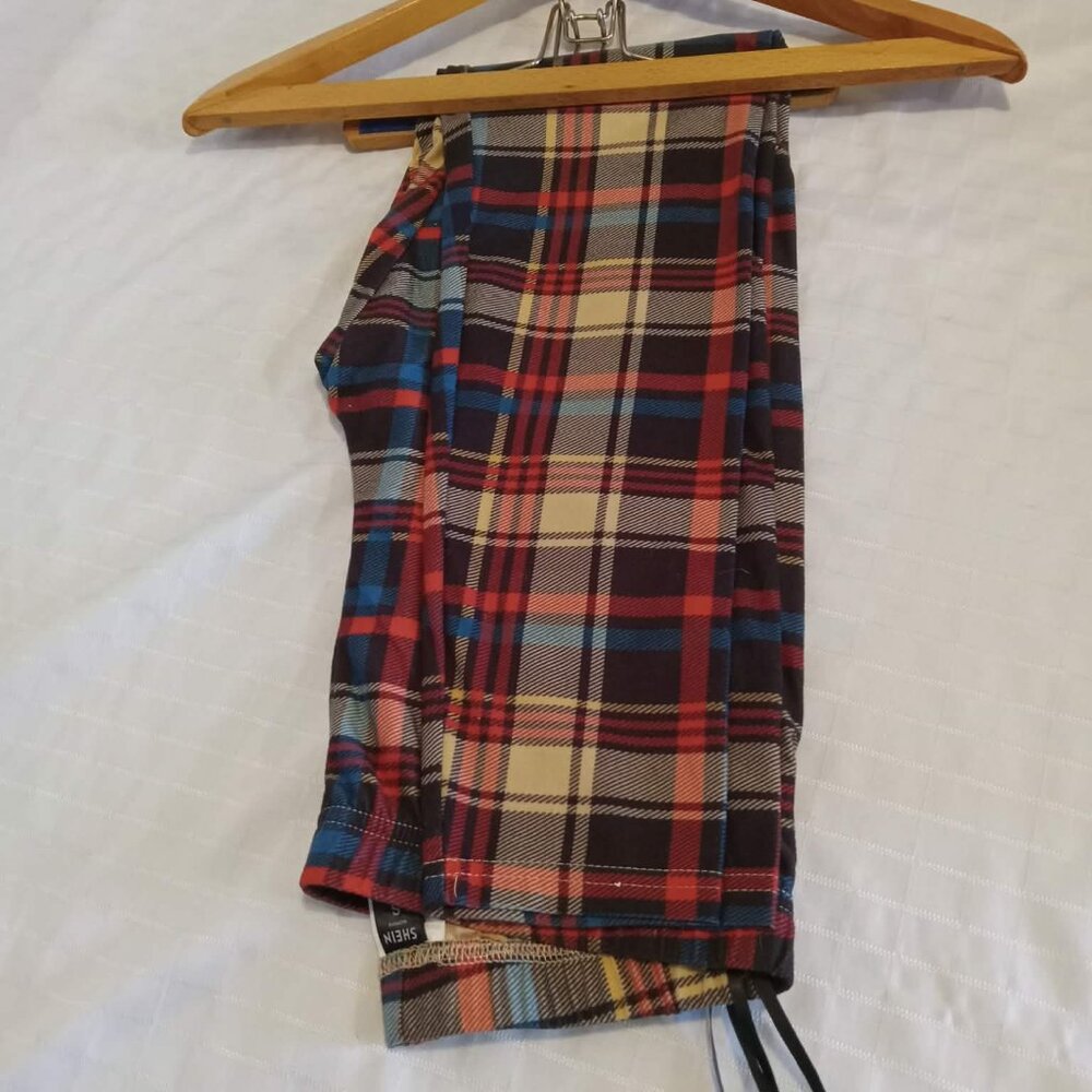 Stretchy checkered leggins Small